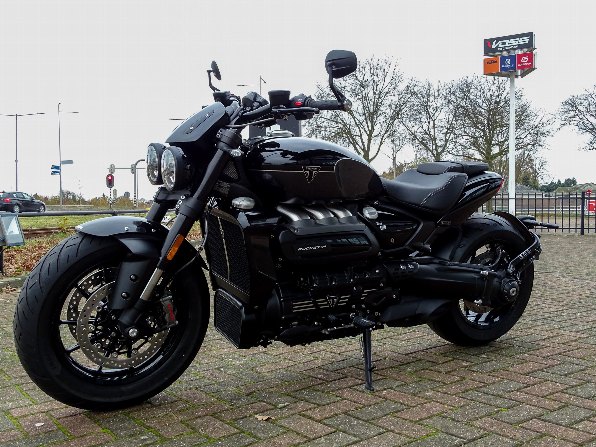 TRIUMPH ROCKET 3 STORM R