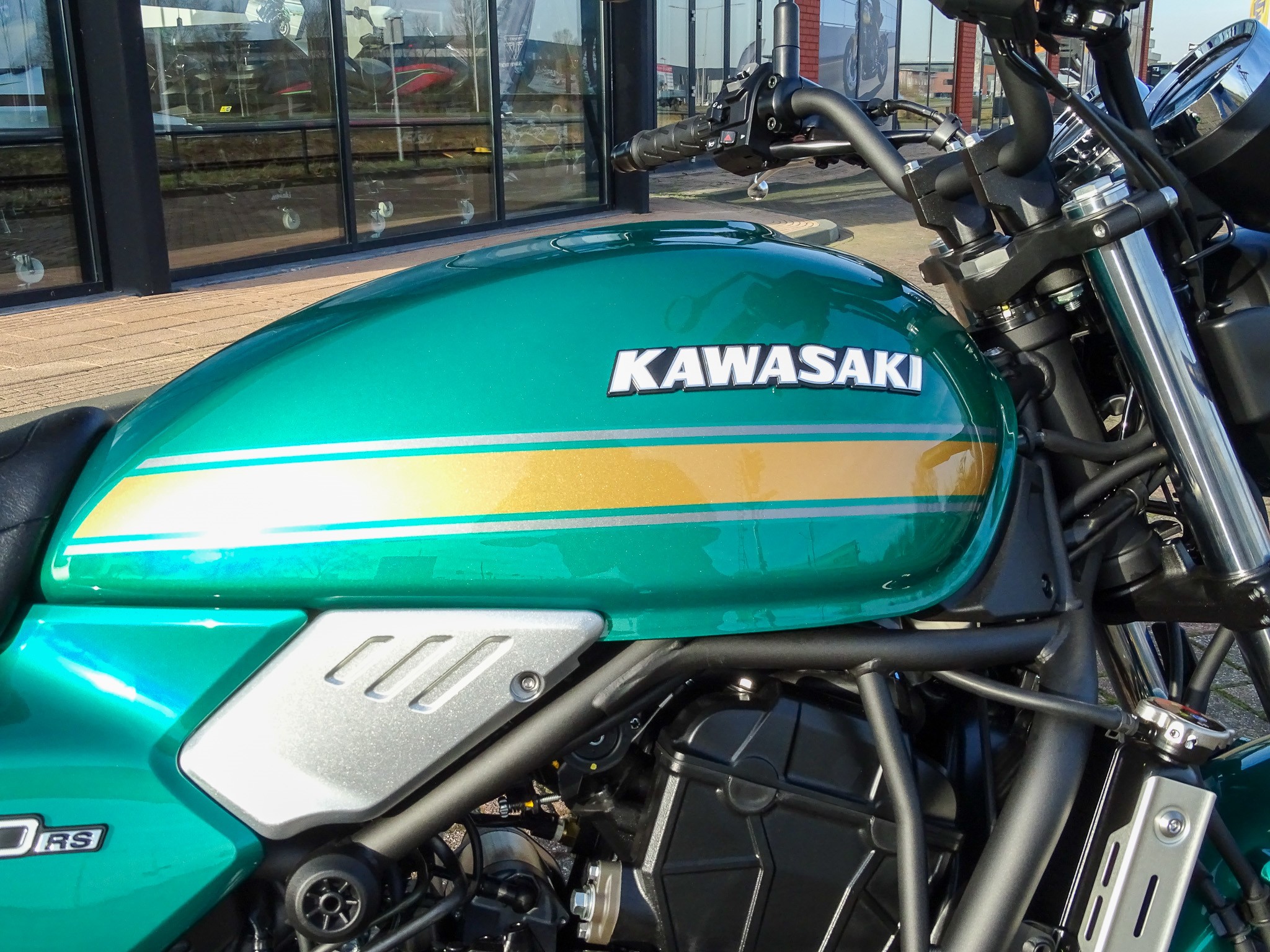 KAWASAKI Z650RS
