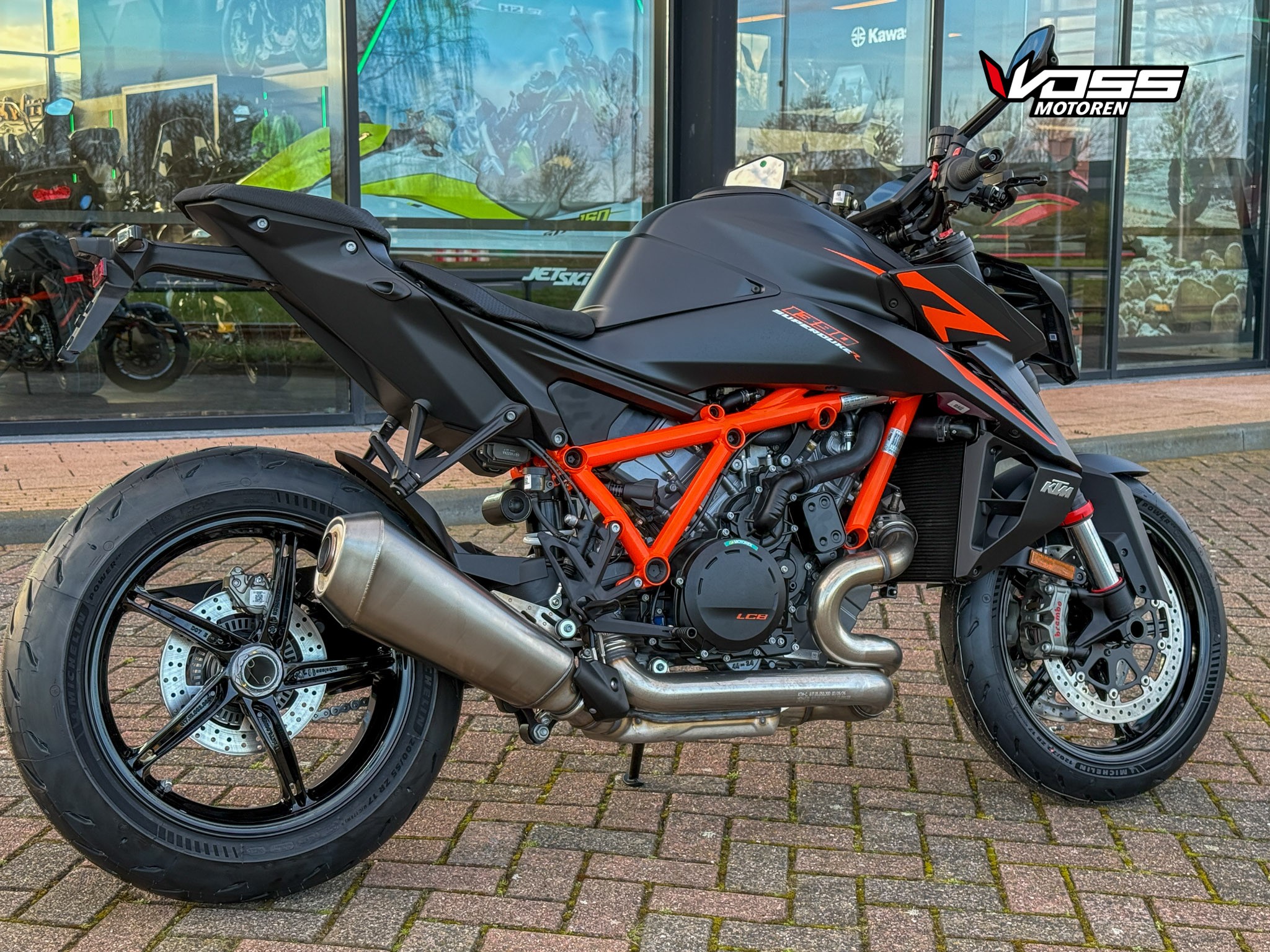 KTM 1390 SUPER DUKE R
