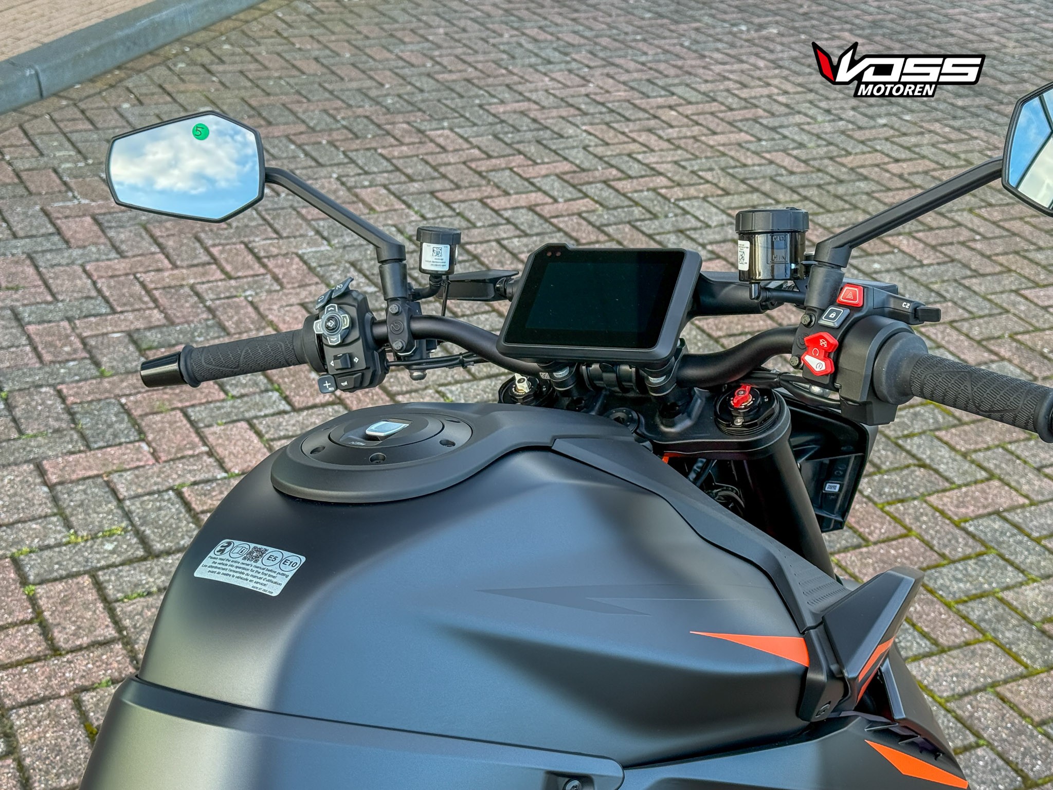 KTM 1390 SUPER DUKE R