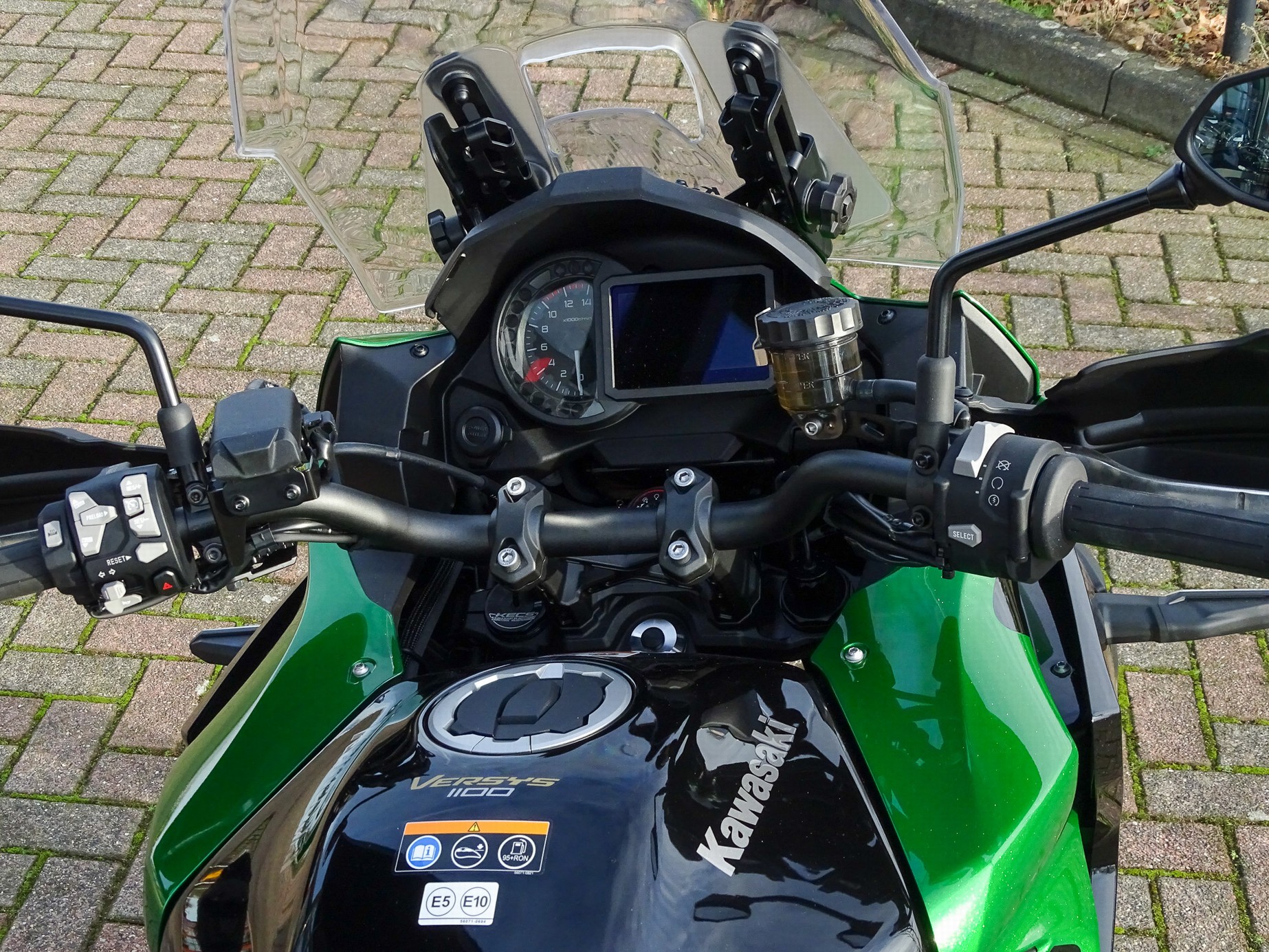 KAWASAKI VERSYS 1100 S