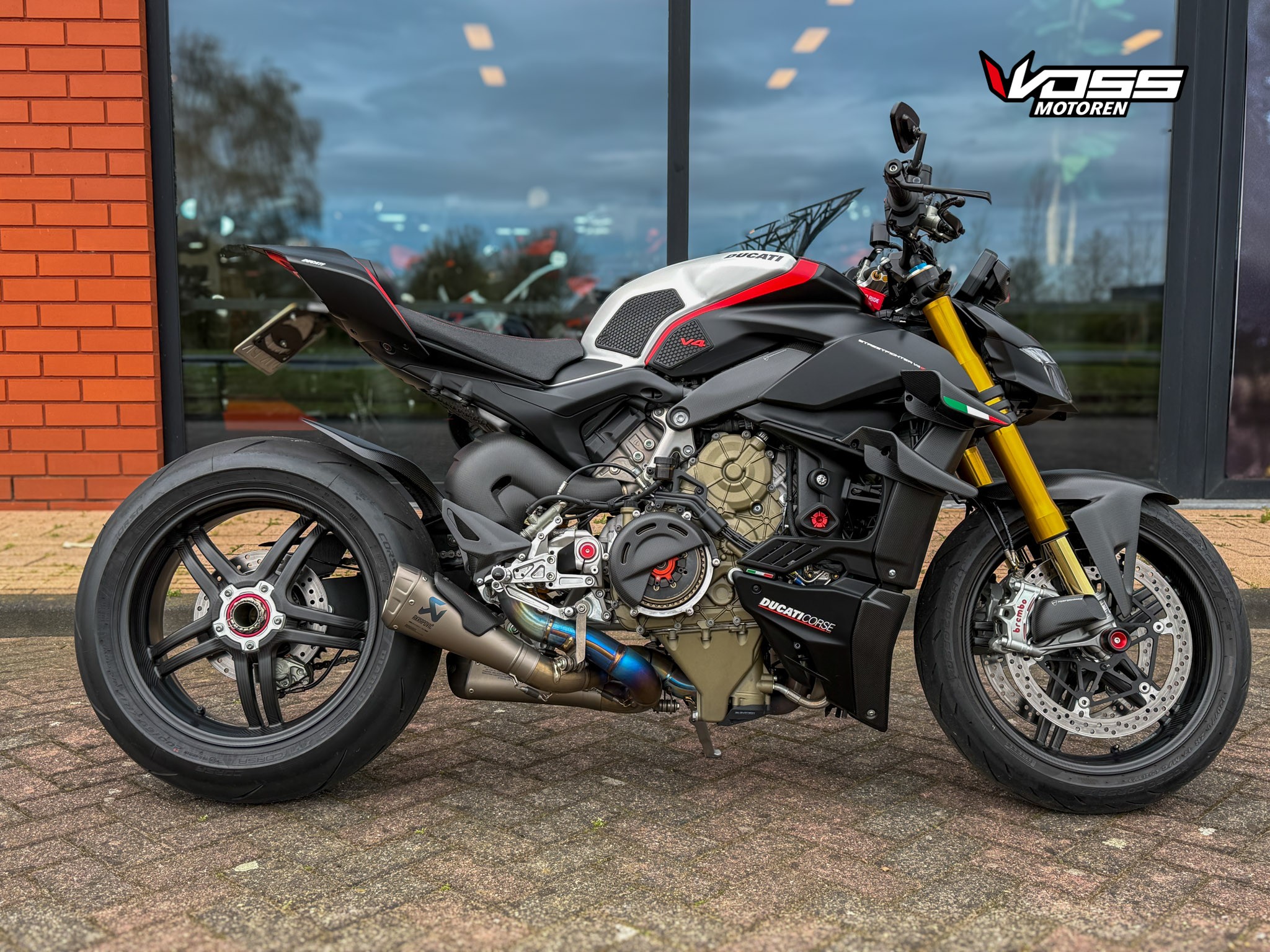 DUCATI STREETFIGHTER V4 SP