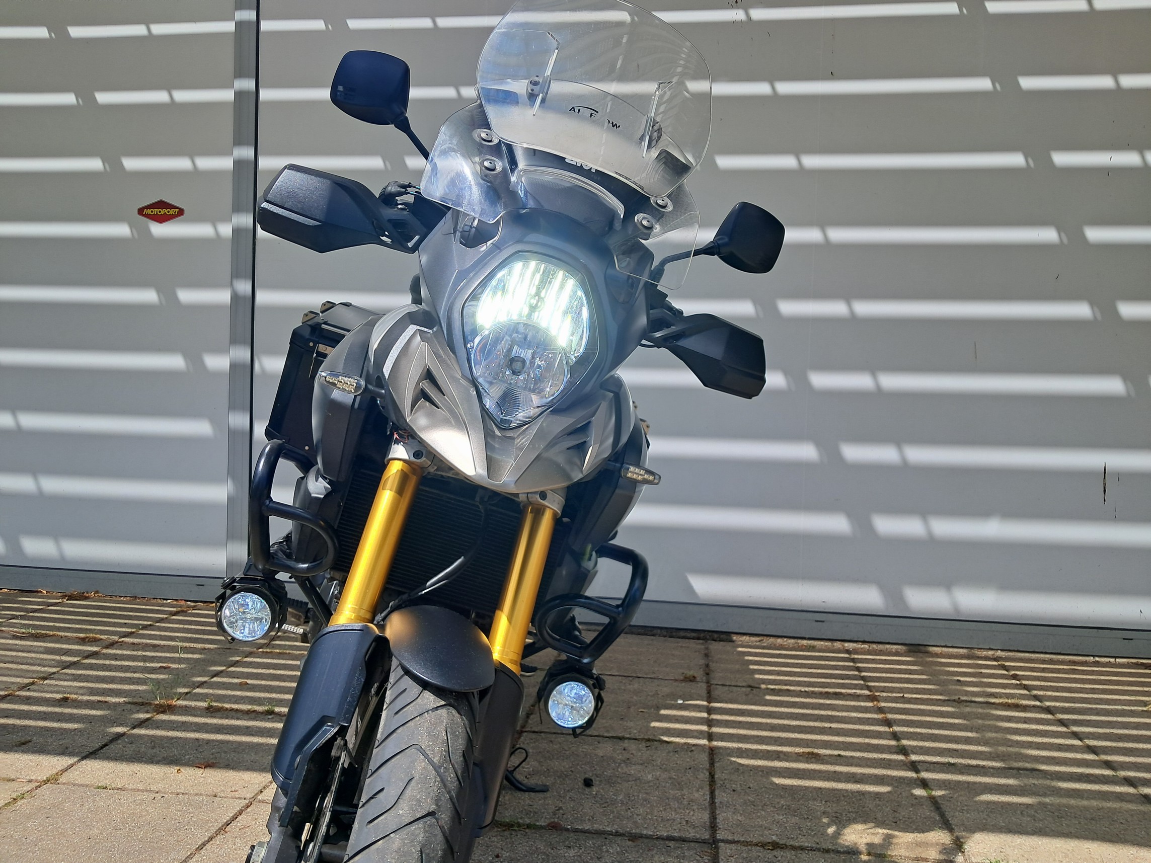 SUZUKI - DL 1000 V-Strom ABS