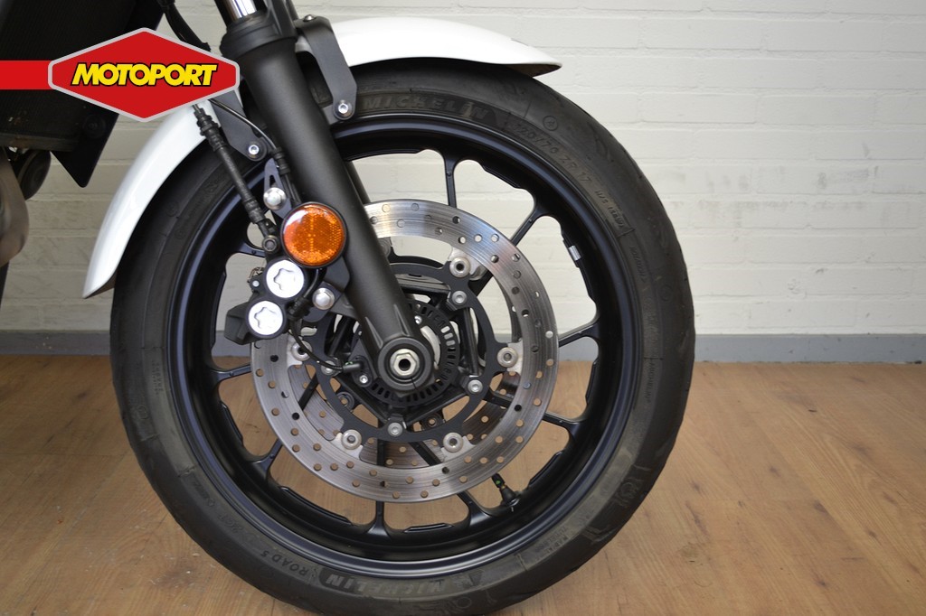 YAMAHA - XSR 700