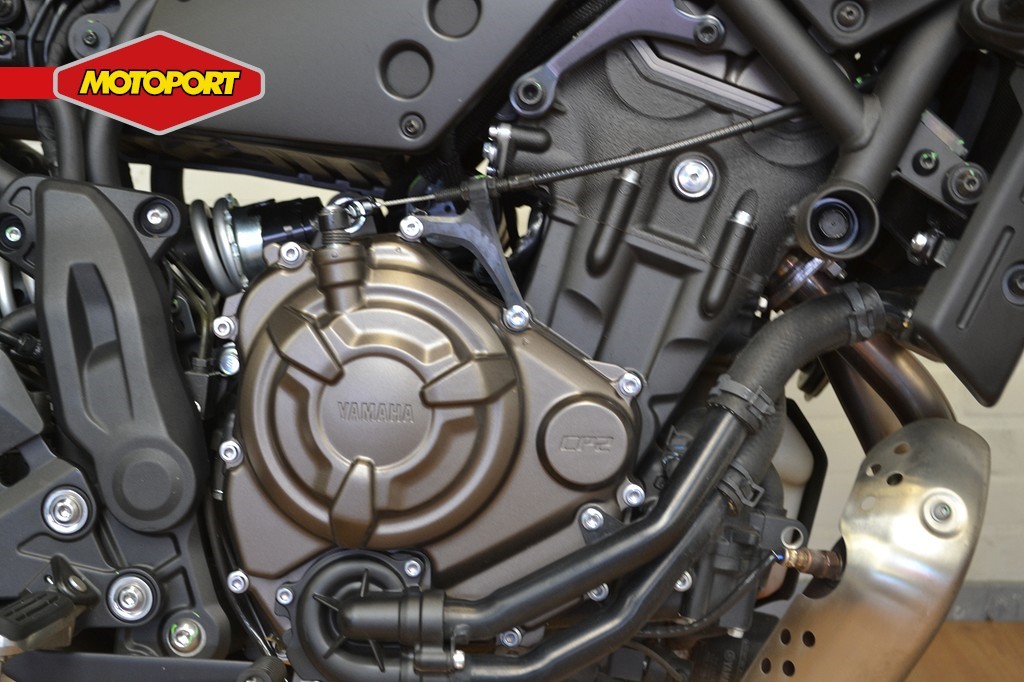YAMAHA - XSR 700