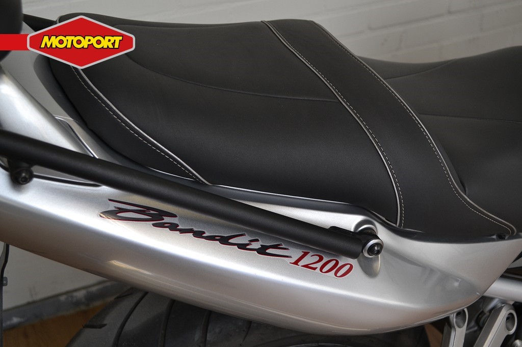 SUZUKI - GSF 1200 Bandit