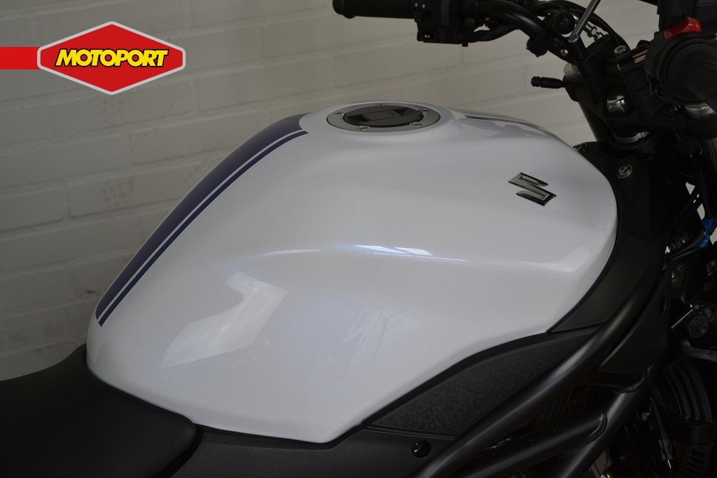 SUZUKI - SV 650 A
