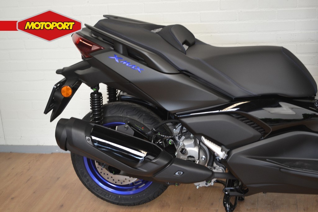 YAMAHA - XMAX 300