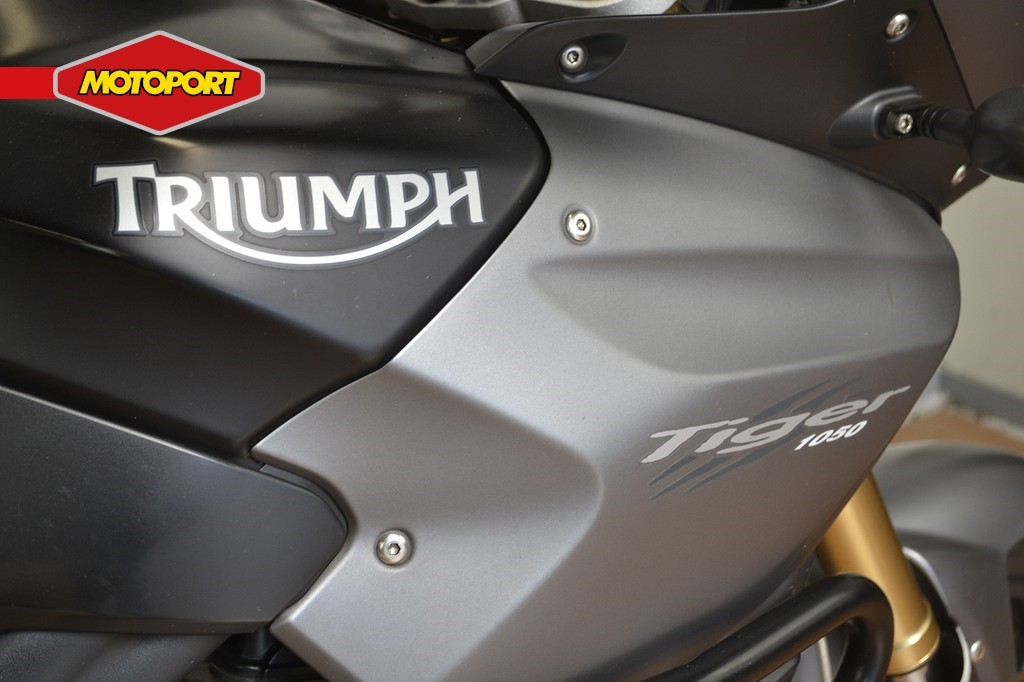 TRIUMPH - Tiger 1050 ABS