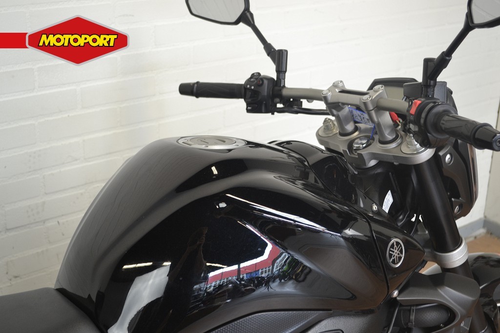YAMAHA - FZ 1 ABS