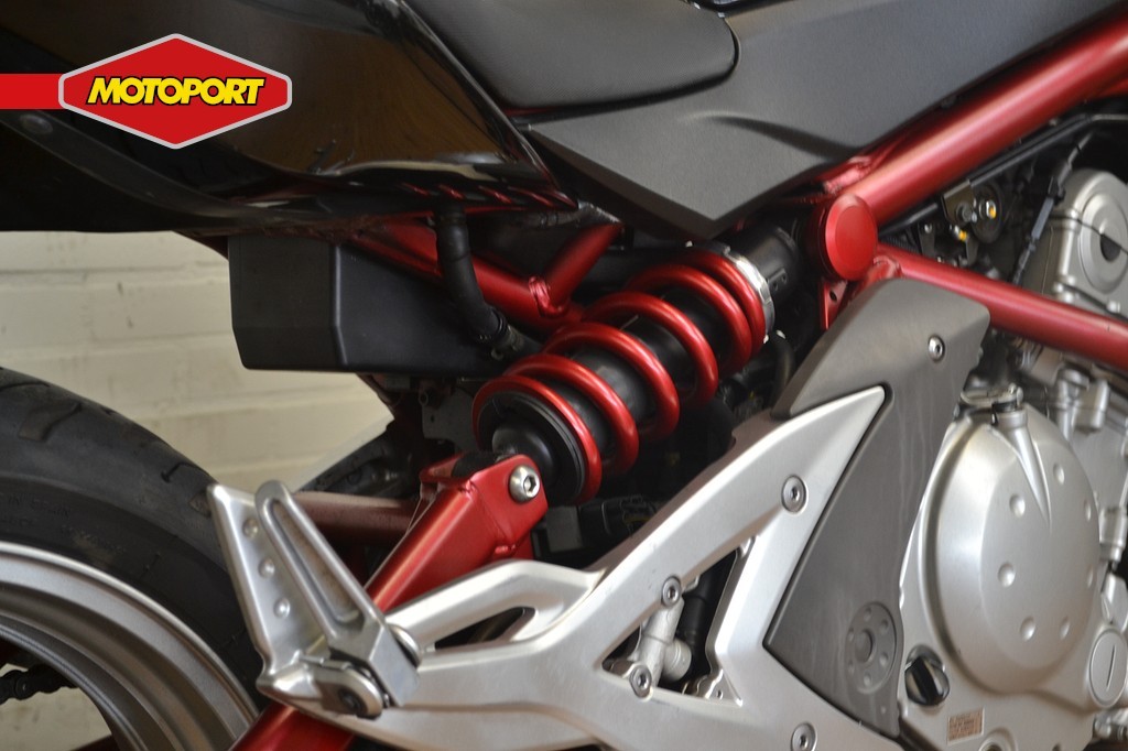 KAWASAKI - ER-6 N ABS