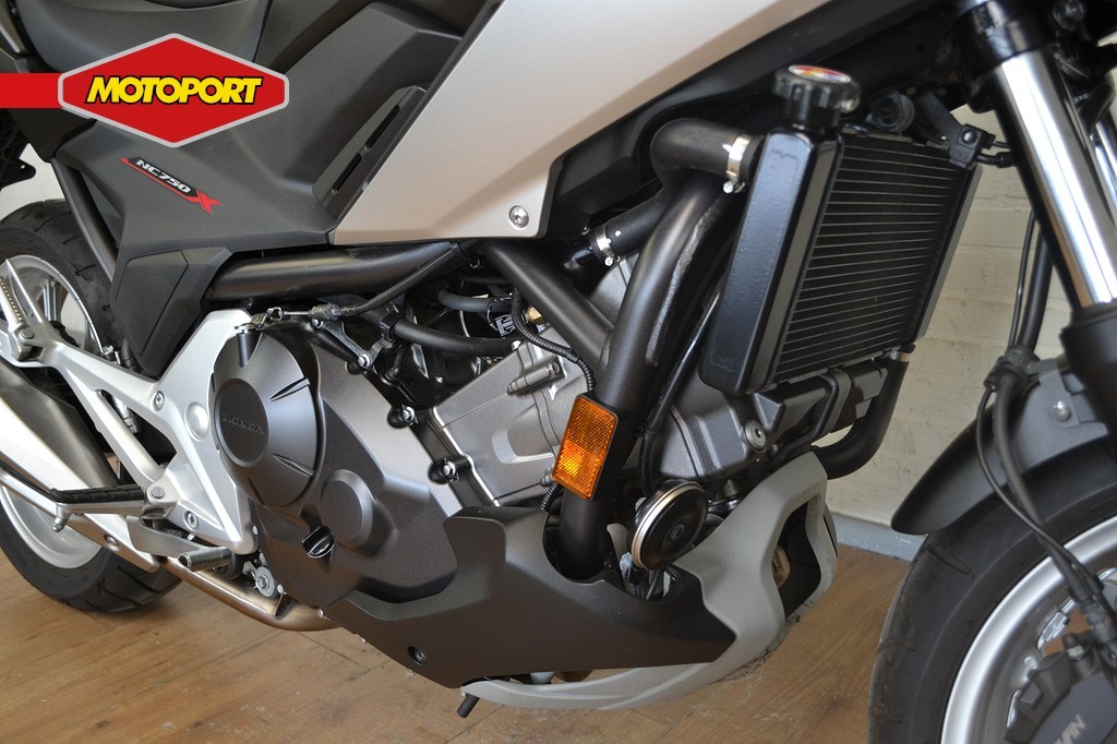HONDA - NC 750 X ABS