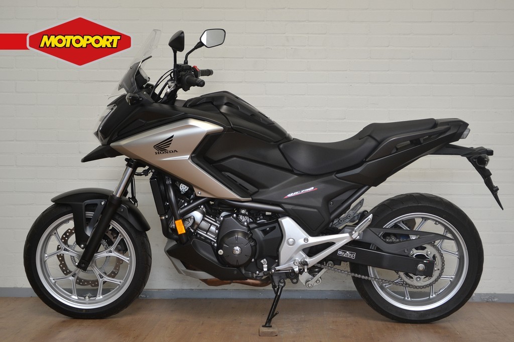 HONDA - NC 750 X ABS