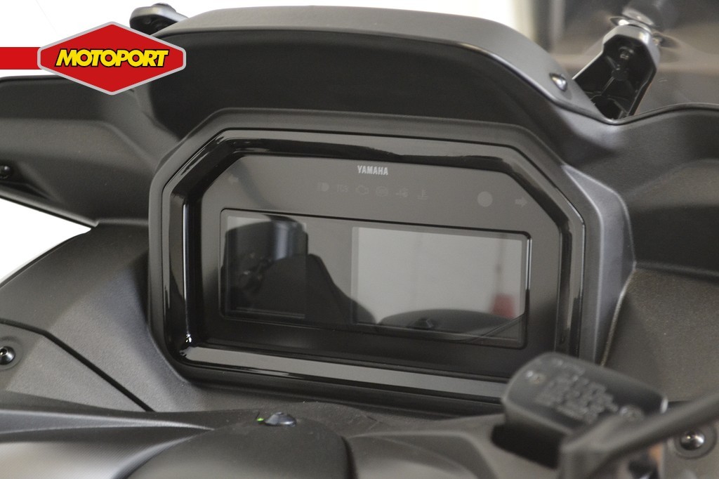 YAMAHA - XMAX 300 TECH MAX+