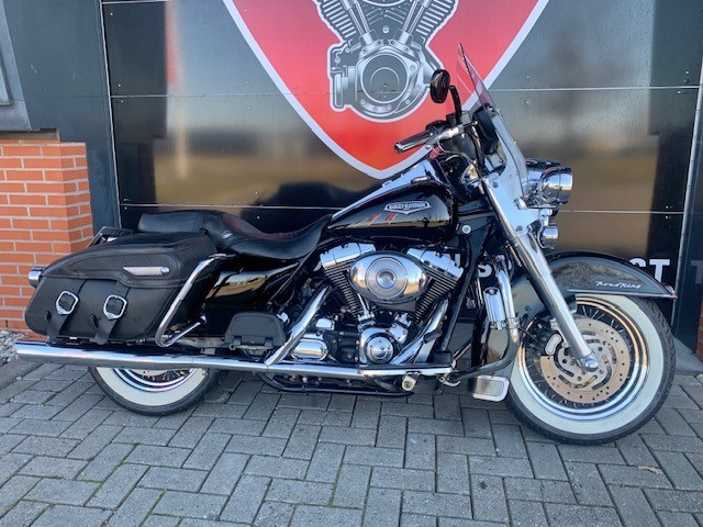 HARLEY-DAVIDSON - FLHRCI ROADKING ROAD KING