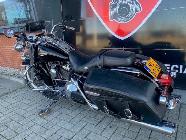 HARLEY-DAVIDSON - FLHRCI ROADKING ROAD KING