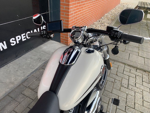 HARLEY-DAVIDSON - FXSB BREAKOUT SOFTAIL
