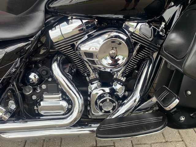 HARLEY-DAVIDSON - FLHXS STREETGLIDE FLHX M8