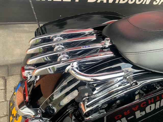 HARLEY-DAVIDSON - FLHXS STREETGLIDE FLHX M8