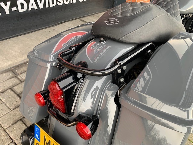 HARLEY-DAVIDSON - FLHR ROADKING ROAD SPECIAL