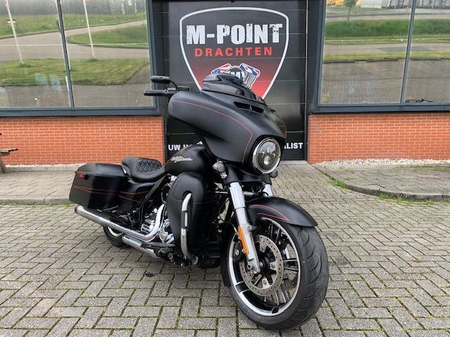 HARLEY-DAVIDSON - FLHXS STREETGLIDE XXL VOORWIEL