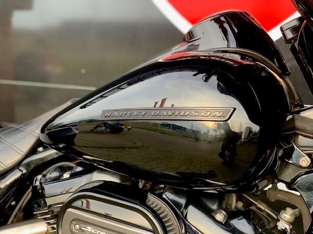 HARLEY-DAVIDSON - FLHX STREETGLIDE FLHXS ST UITV