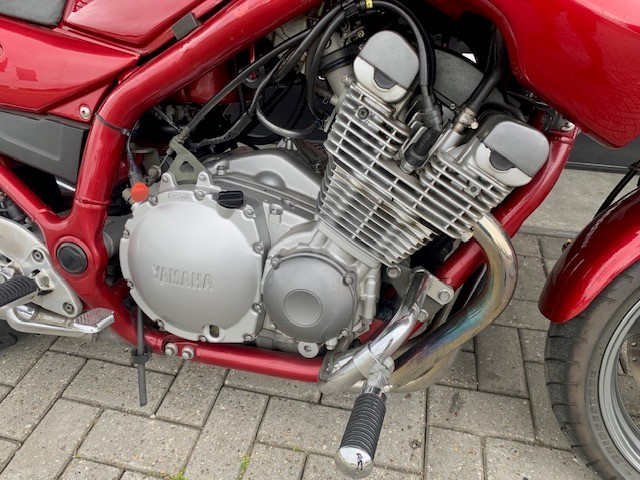 YAMAHA - DIVERSION 900 XJ900S XJ 900 S