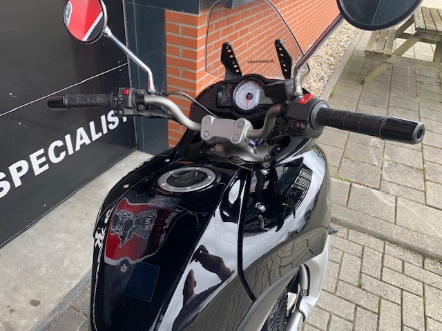 KAWASAKI - VERSYS 650
