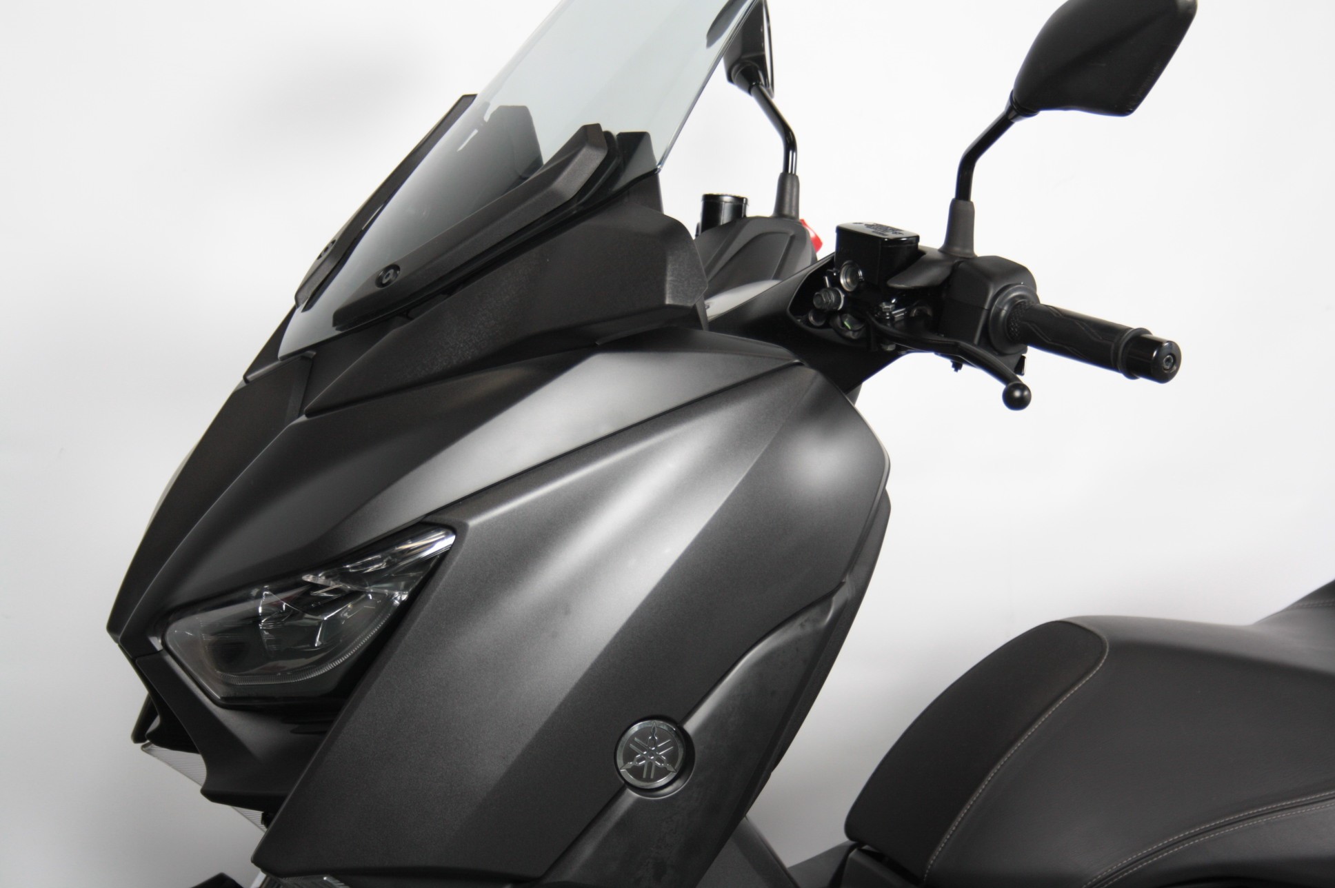 YAMAHA - XMAX 300