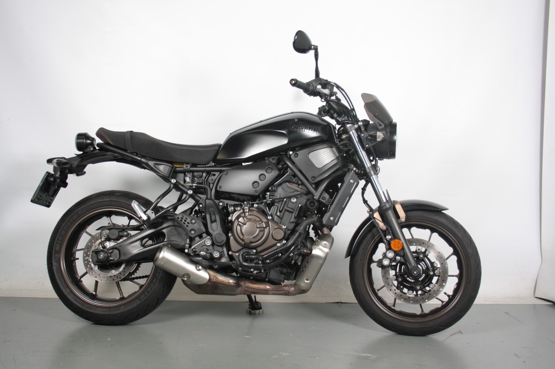 YAMAHA - XSR700