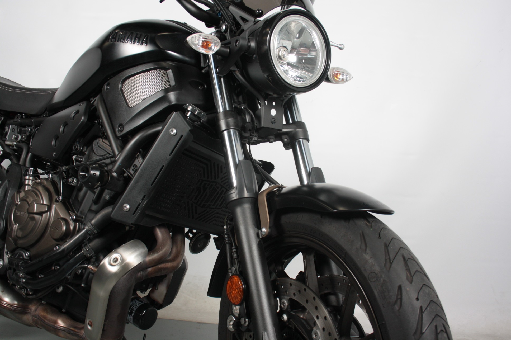 YAMAHA - XSR700