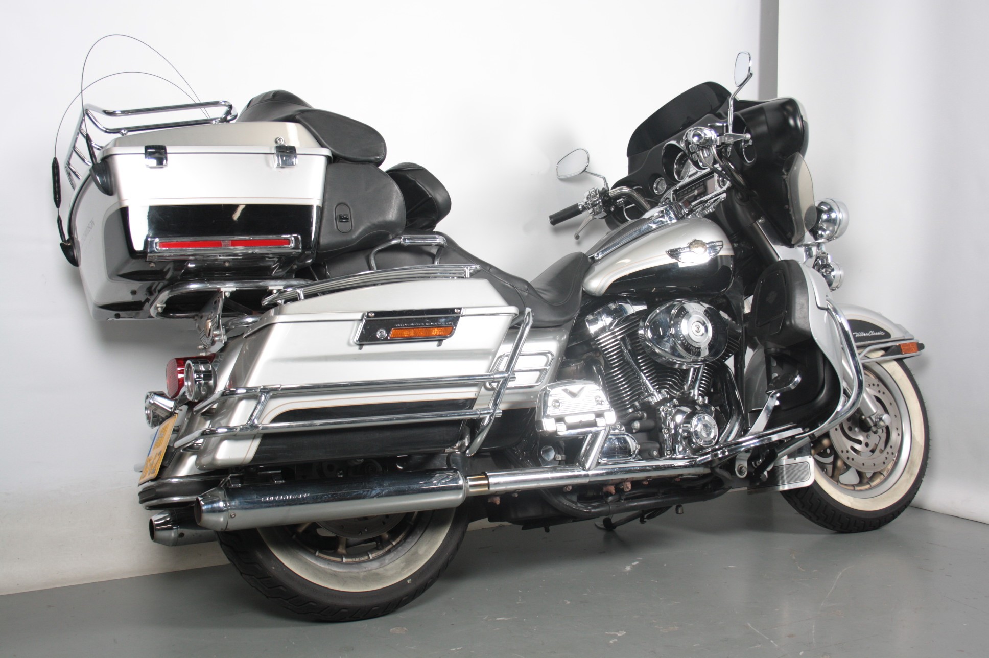 HARLEY-DAVIDSON - FLHTCUI