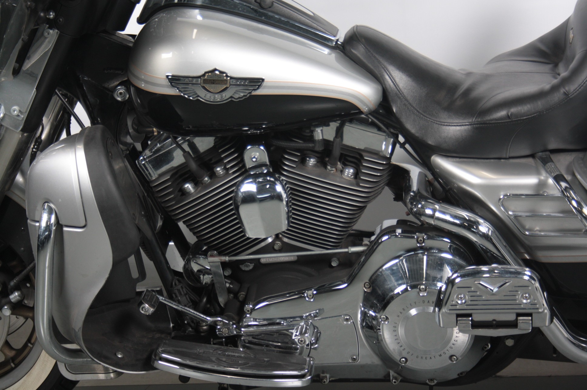 HARLEY-DAVIDSON - FLHTCUI