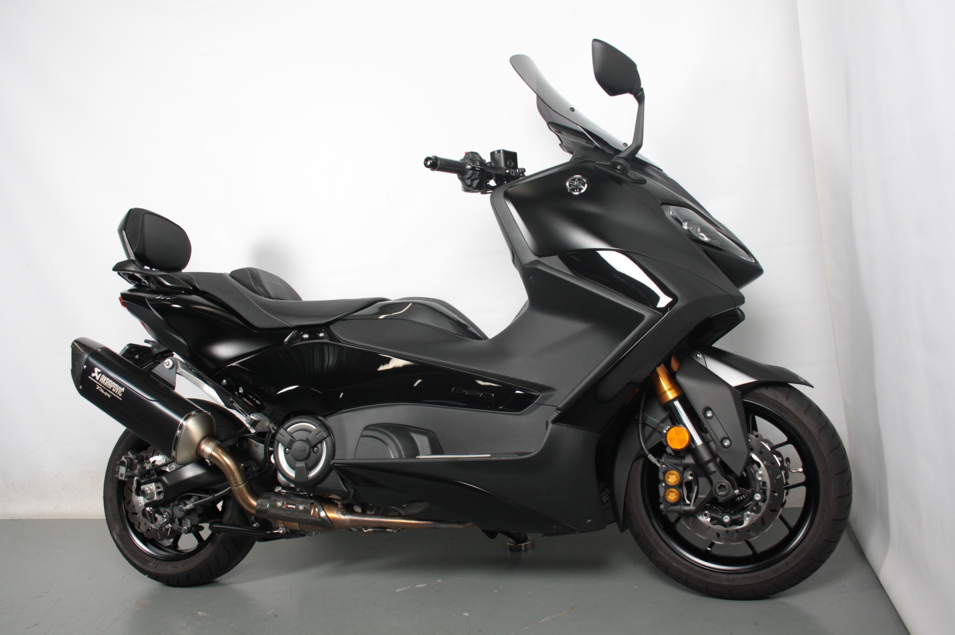 YAMAHA - TMAX Tech MAX