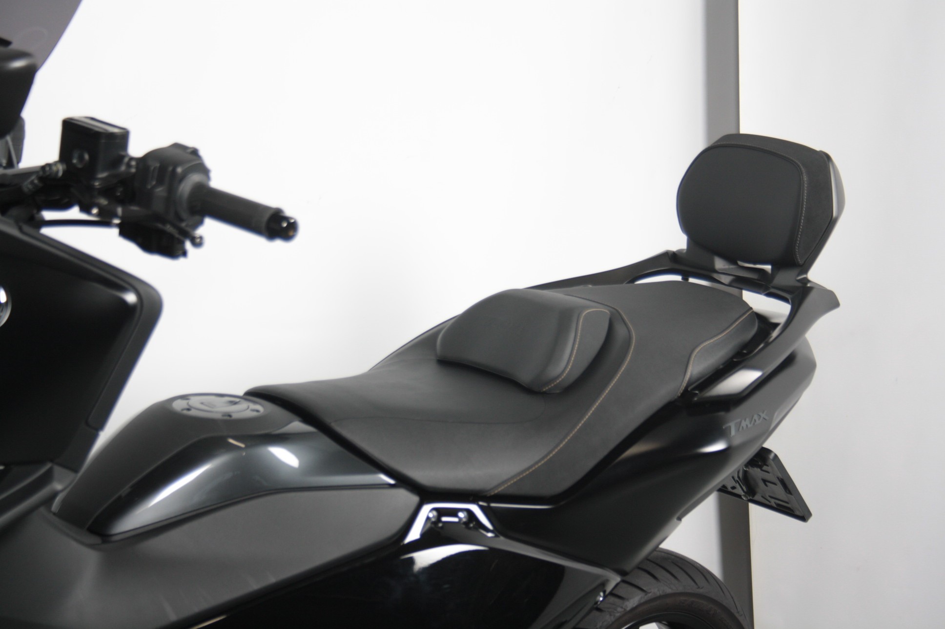 YAMAHA - TMAX Tech MAX