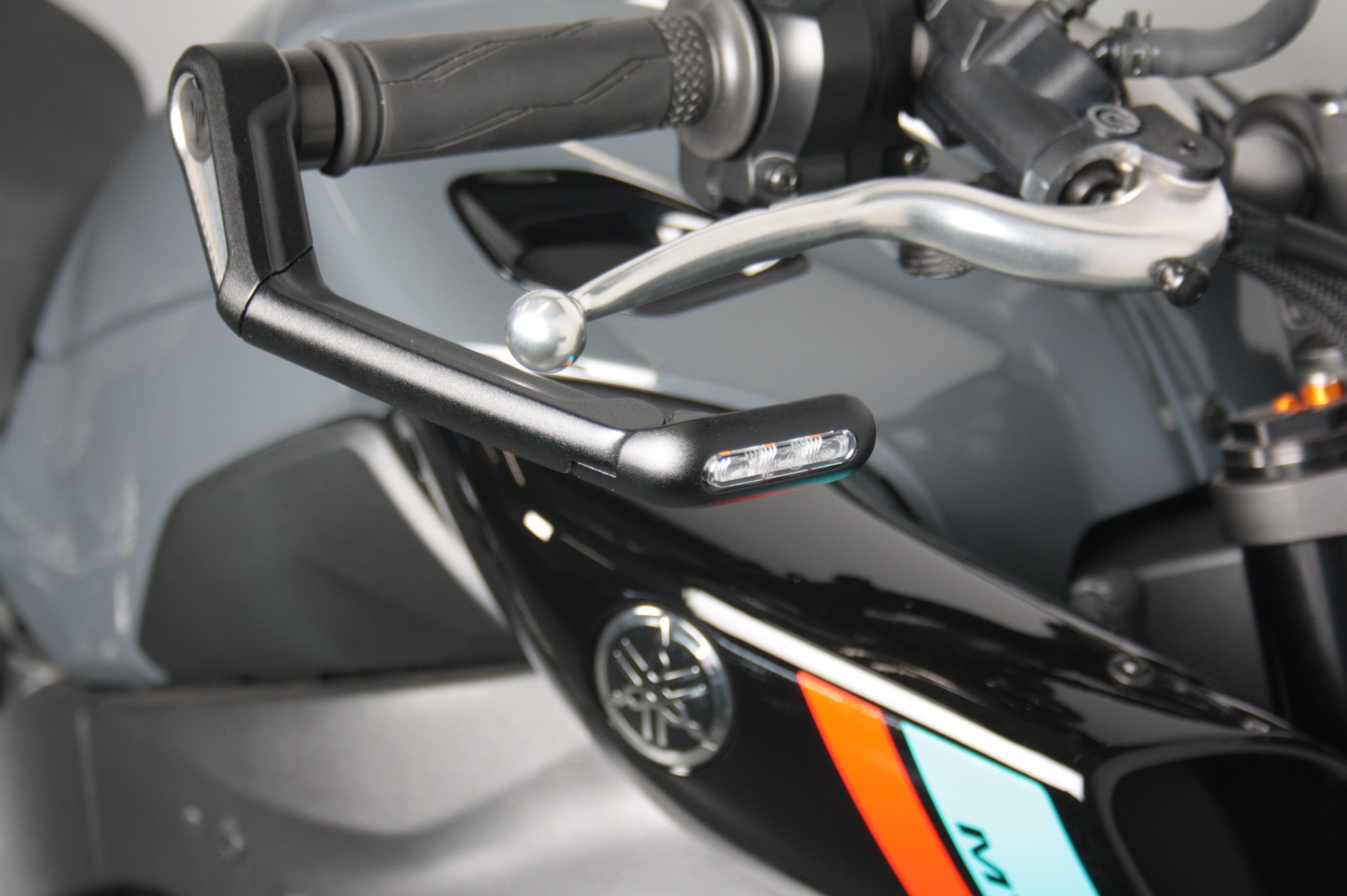 YAMAHA - MT-10 ABS Gratis sportpakket!