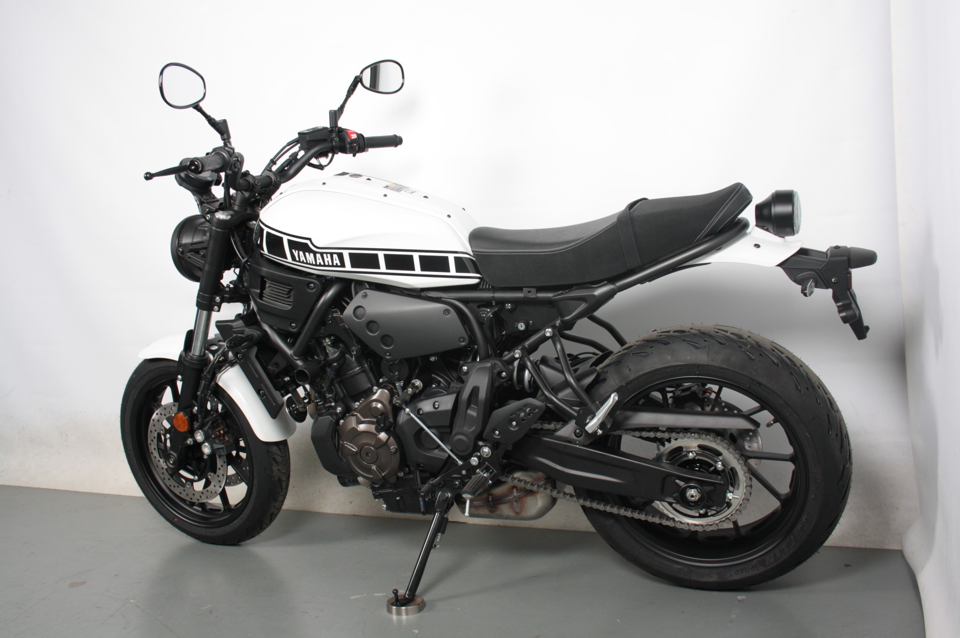 YAMAHA - XSR700