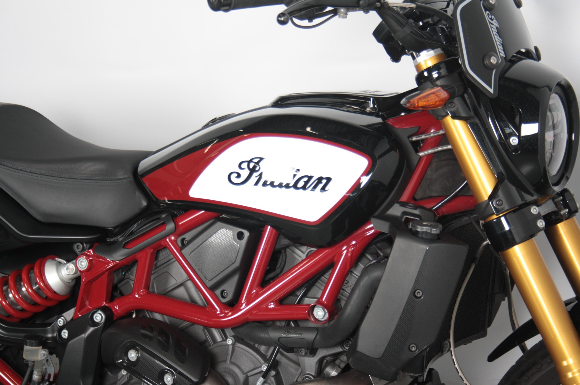INDIAN - FTR 1200 S RACE REPLICA