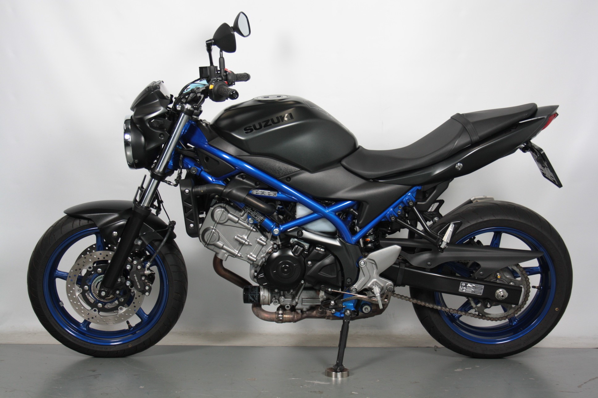 SUZUKI - SV650 Suzuki SV650 2024
