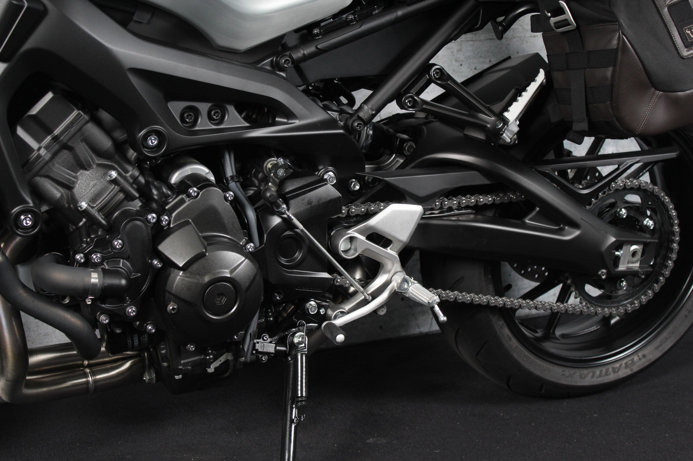 YAMAHA XSR 900 ABS Akrapovic