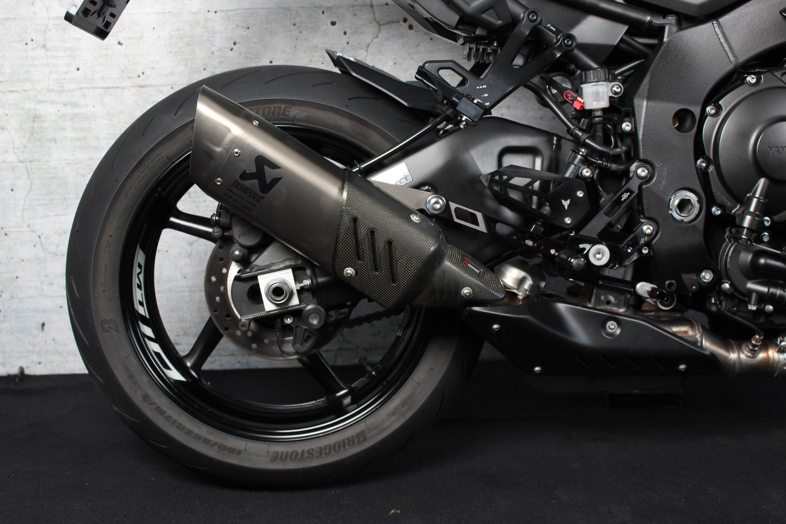YAMAHA MT 10 ABS