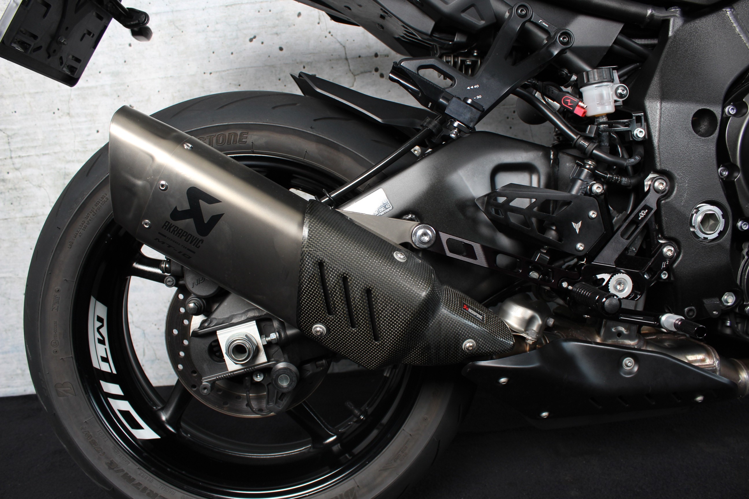 YAMAHA MT 10 ABS