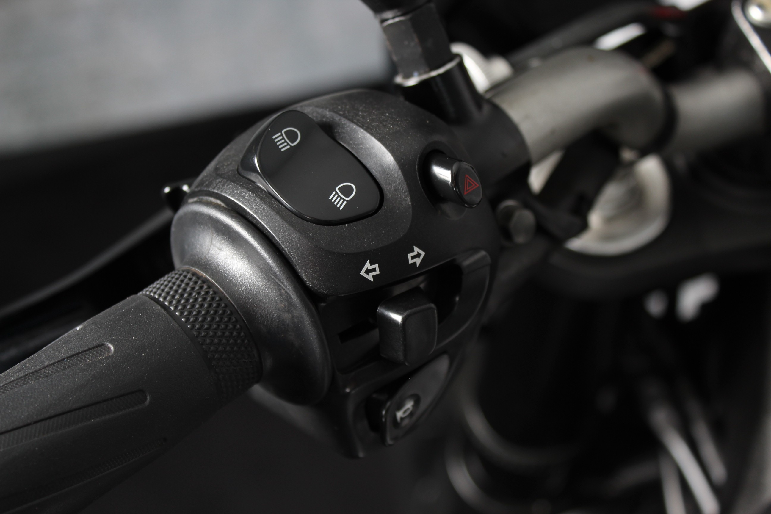 YAMAHA FZ 8 N ABS