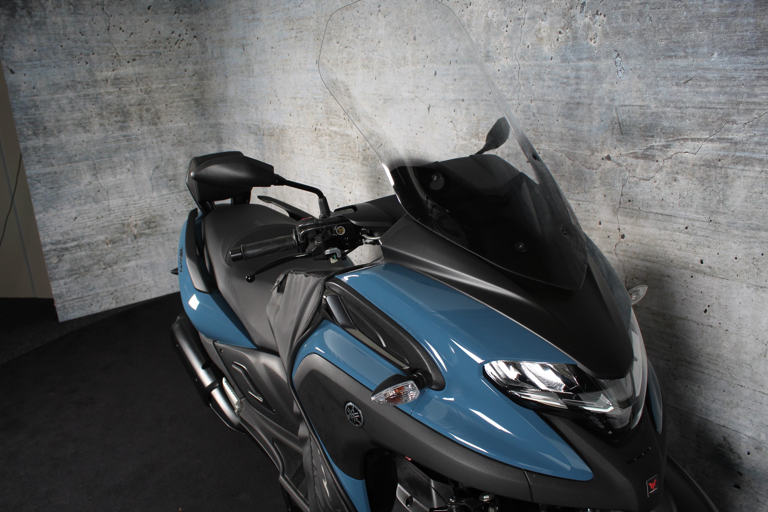 YAMAHA - TriCity 300