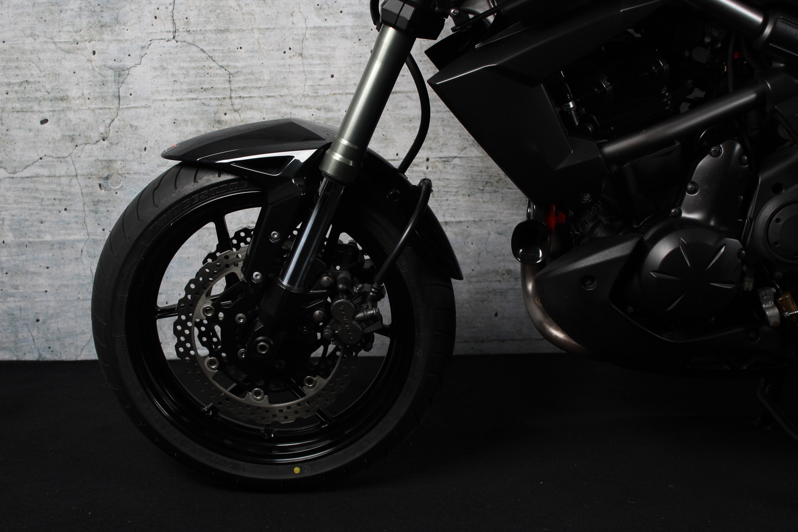 KAWASAKI Versys 650 ABS LeoVince - koff