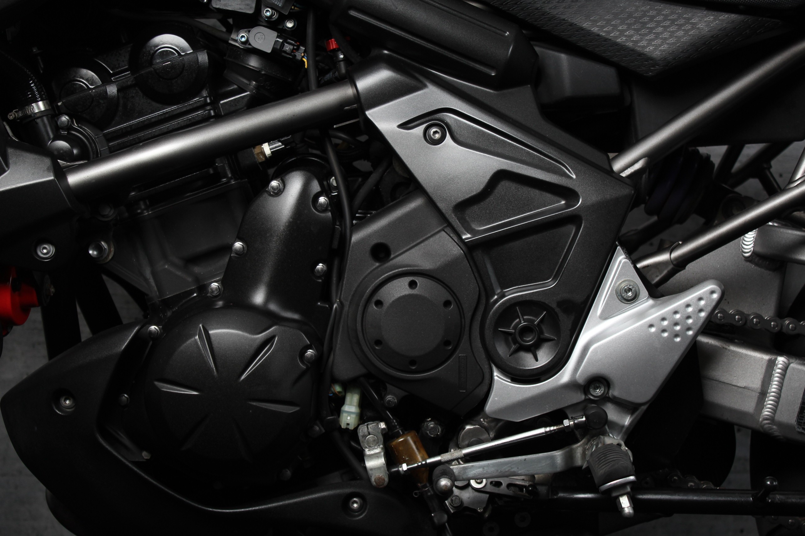 KAWASAKI Versys 650 ABS LeoVince - koff