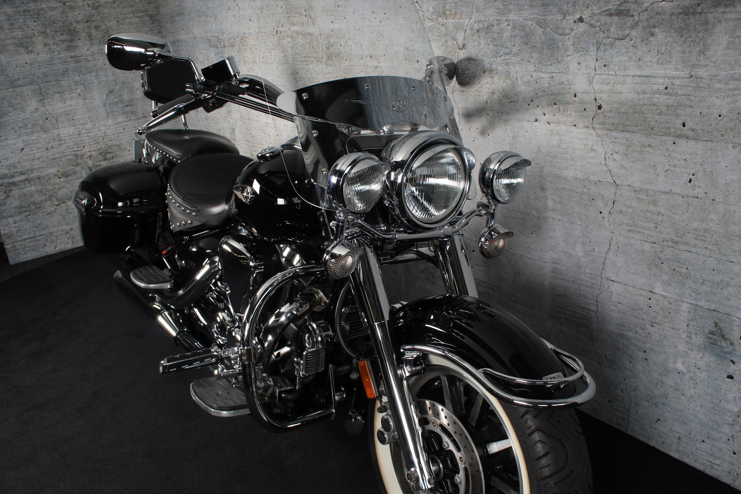 YAMAHA XV 1700 Road Star Silverado