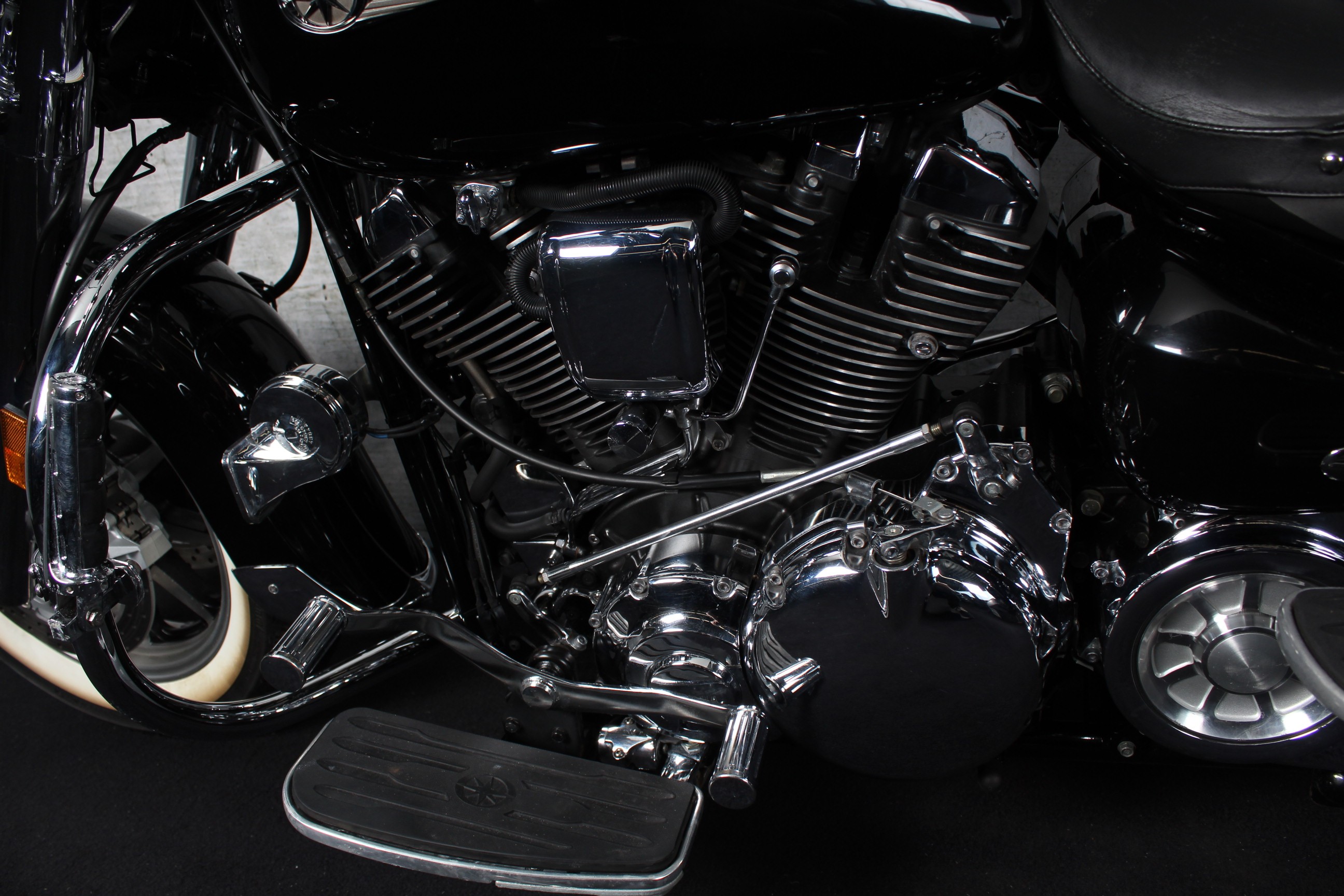 YAMAHA XV 1700 Road Star Silverado