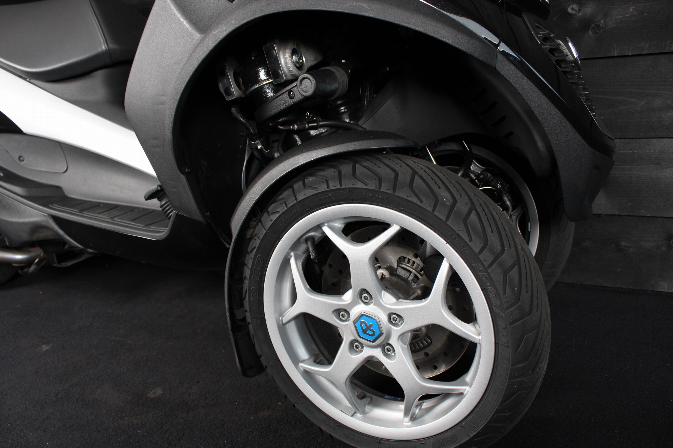 PIAGGIO - MP3 500 HPE SPORT ABS Geschikt