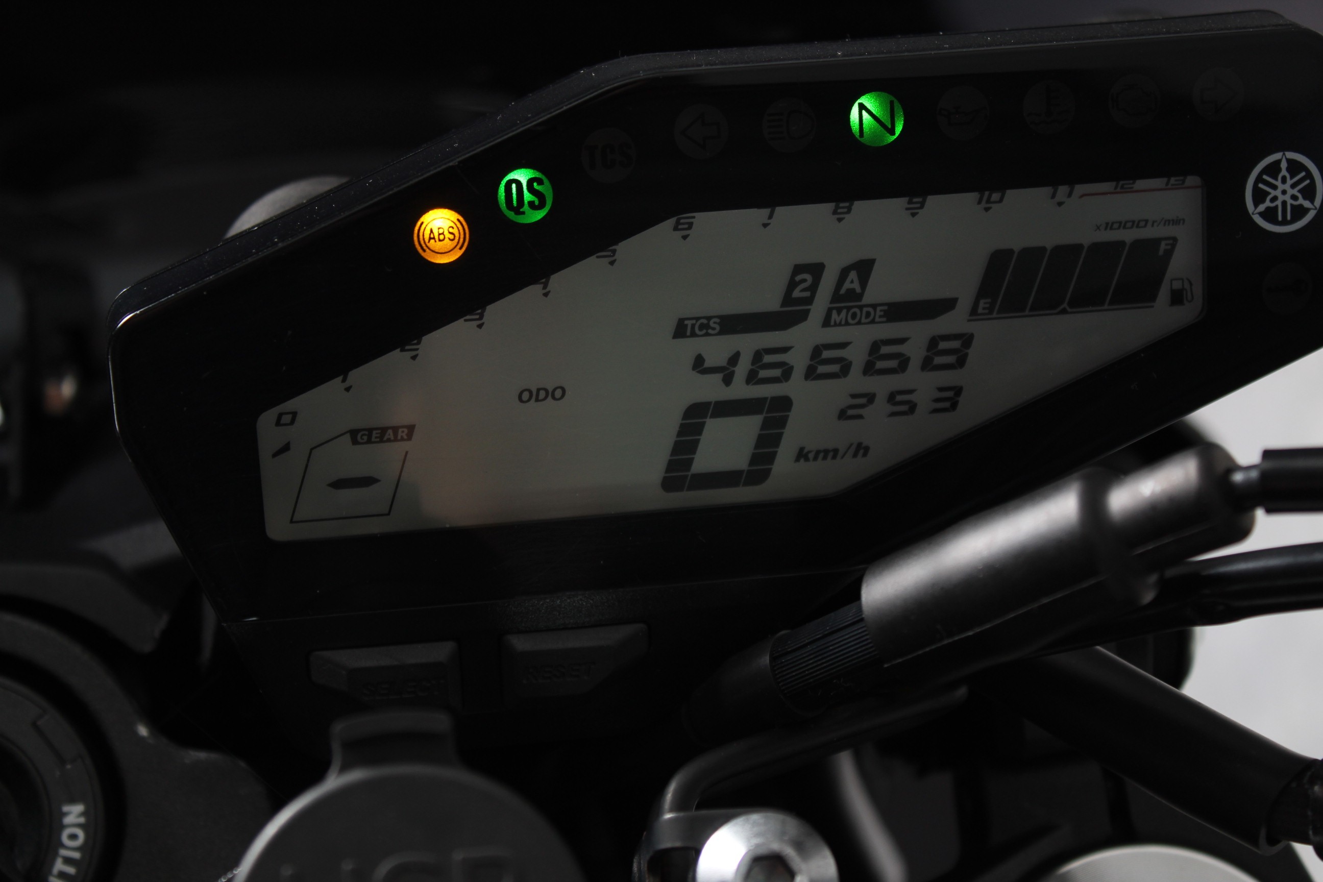 YAMAHA MT 09 ABS